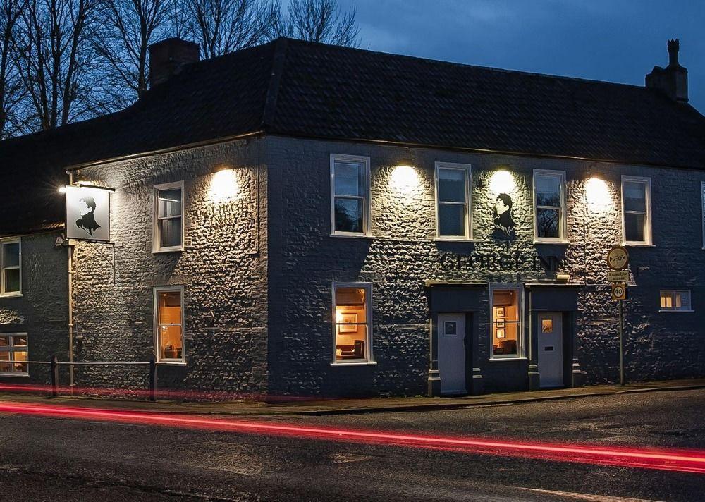 The George Inn Warminster Ngoại thất bức ảnh